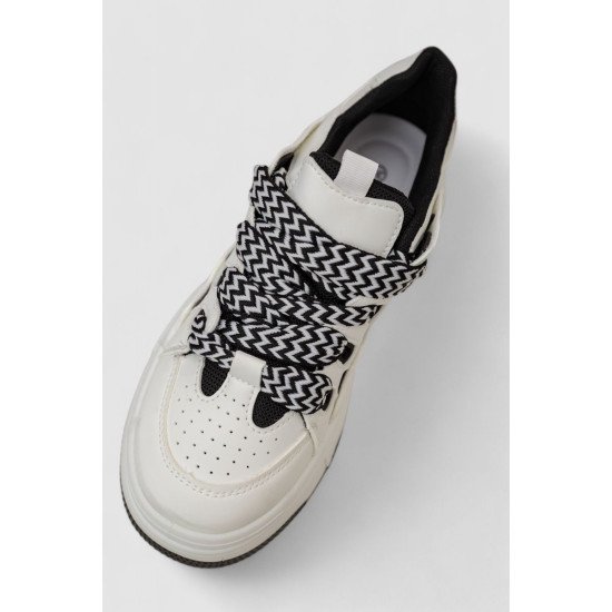 Кросівки жіночі демісезонні, біло-чорний