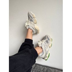 Модні кроси New Balance 9060 Bricks & Wood