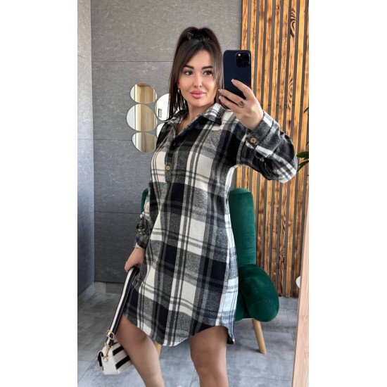 Сукня -сорочка у клітинку