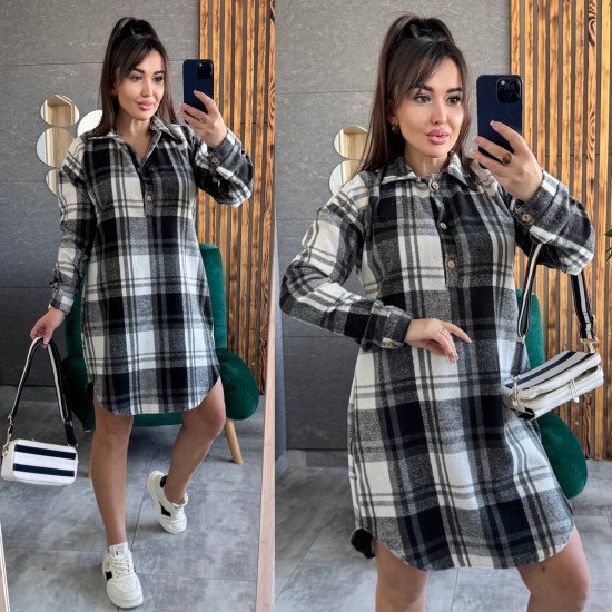 Сукня -сорочка у клітинку