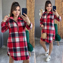 Сукня -сорочка у клітинку