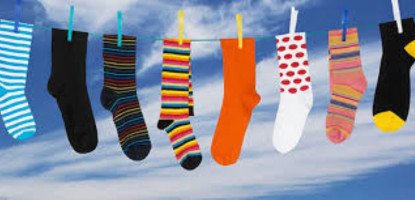 Шкарпетки: від функціональності до стильного аксесуару