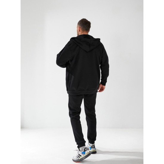 Костюм чоловічий з надписом