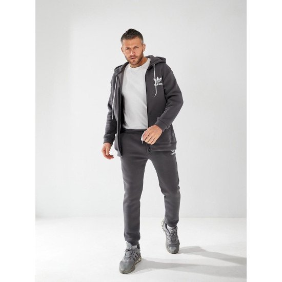 Костюм чоловічий з надписом