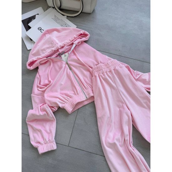 Повсякденний костюм із турецького велюру