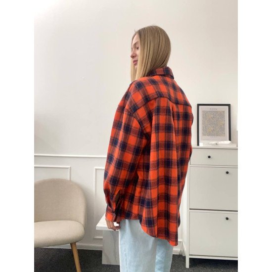 Трендова сорочка в клітинку