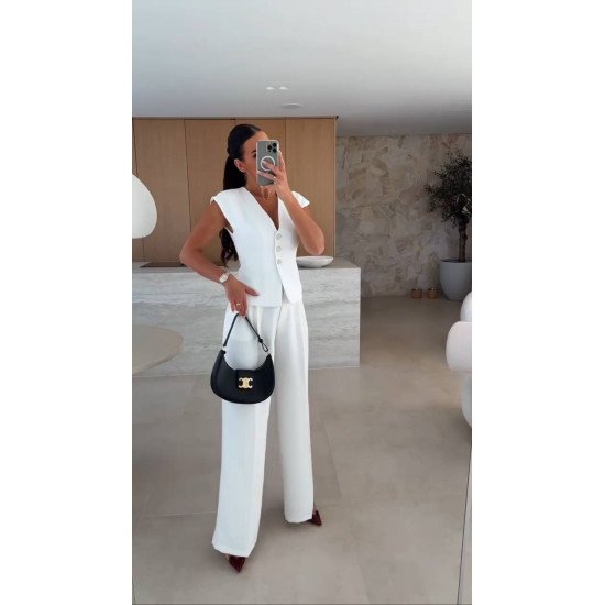 Костюм (жилетка+брюки)