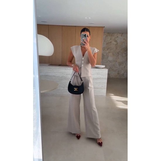 Костюм (жилетка+брюки)