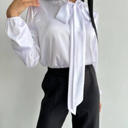 Блуза з бантом