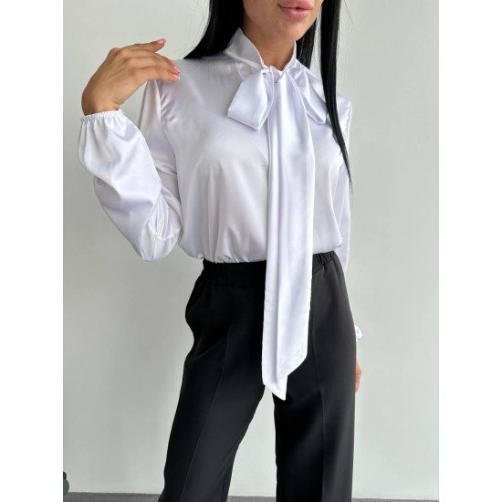 Блуза з бантом