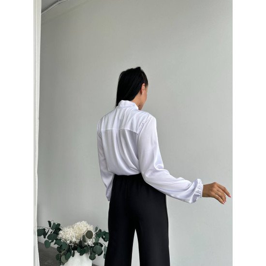 Блуза з бантом