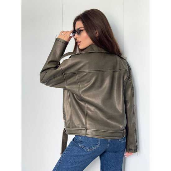 Куртка, кишеня на кнопці