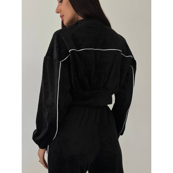 Крутезний костюм з мʼякого велюру