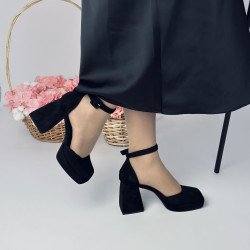 Туфлі замшеві  з ремінцем