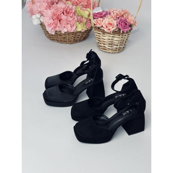 Туфлі замшеві  з ремінцем