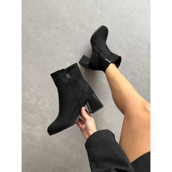 Зимові ботильйони на каблучку