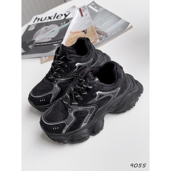 Кросівки жіночі  чорний, екозамша