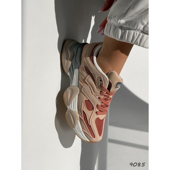 Кросівки жіночі Sandra пудра