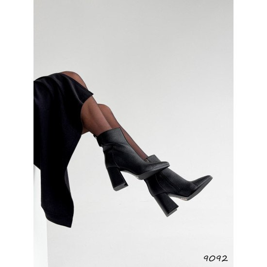 Ботильйони жіночі Laur чорні