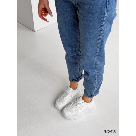 Кросівки жіночі Maris білі, екошкіра 