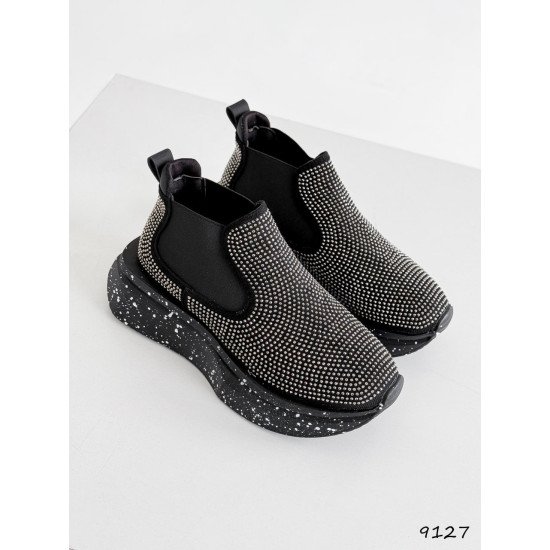 Кросівки жіночі Varil чорні, екозамша