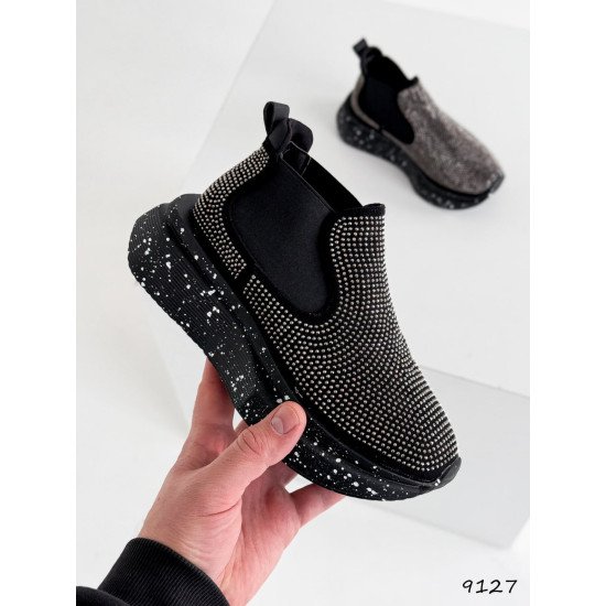 Кросівки жіночі Varil чорні, екозамша