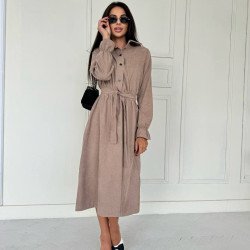 Сукня міді під пояс