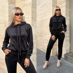 Костюм велюровий для жінок