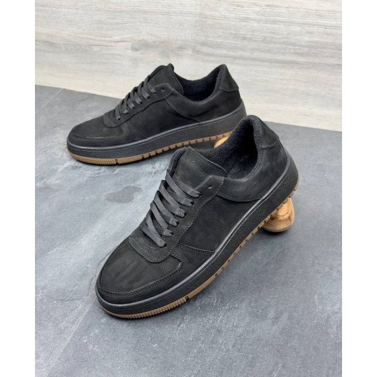 Зимові чоловічі нубукові кросівки на байці