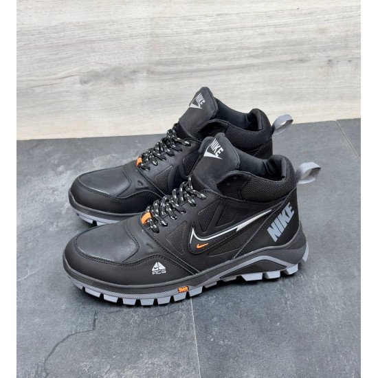 Зимові кросівки Nike