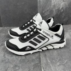 Чоловічі кросівки Adidas