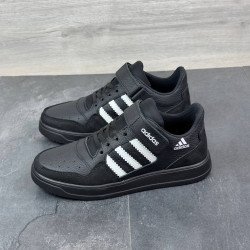 Чоловічі шкіряні кросівки Adidas