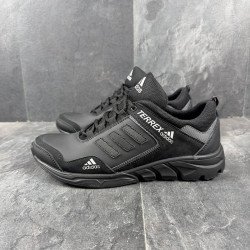 Чоловічі шкіряні кросівки Adidas