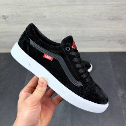 Чоловічі нубукові кеди 