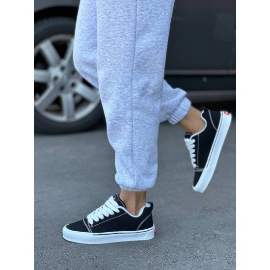 Кросівки W354