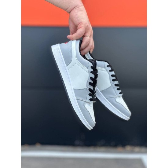 Кросівки демісезон