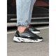 Кросівки Yeezy Boost чорно/білі