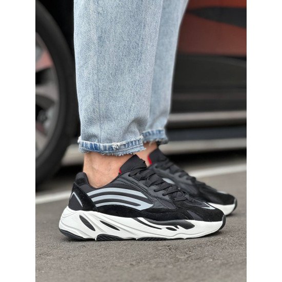 Кросівки Yeezy Boost чорно/білі