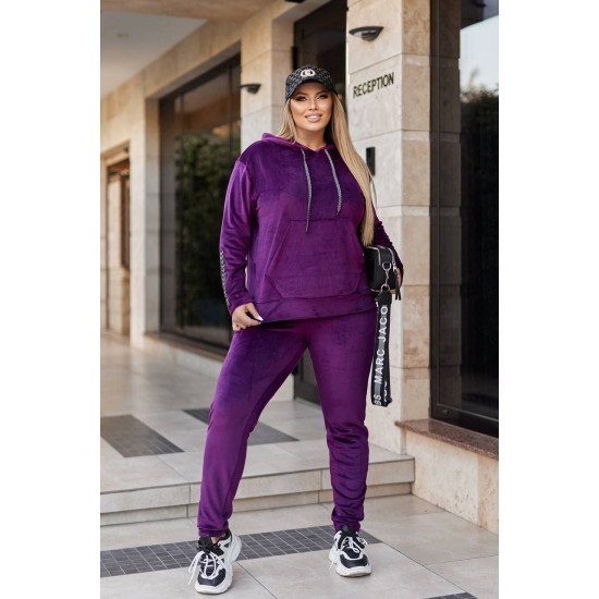 Шикарний, стильний костюм з велюру