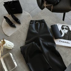 Шкіряні штани з вирізами