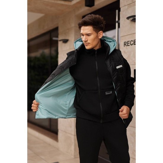 Костюм чоловічий трійка з жилетом