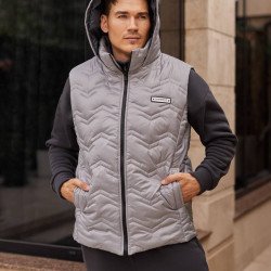 Костюм чоловічий трійка з жилетом