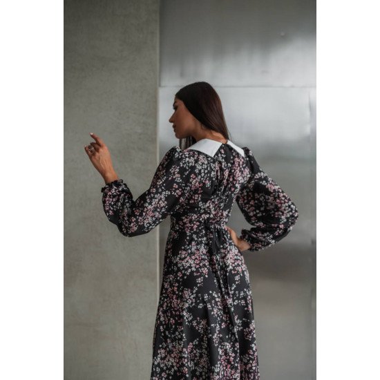 Сукня з комірцем 