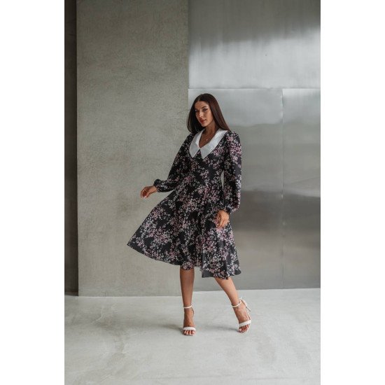 Сукня з комірцем 